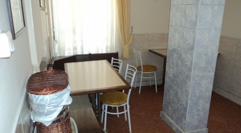 Yavuz Hotel