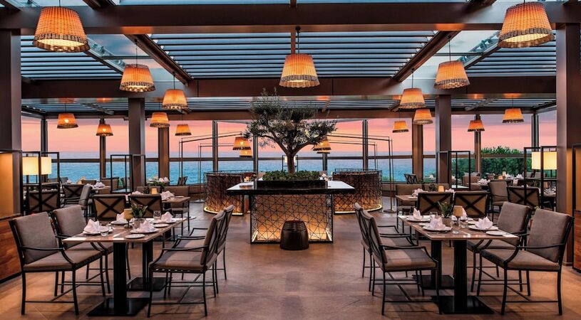 Renaissance Polat Istanbul Hotel