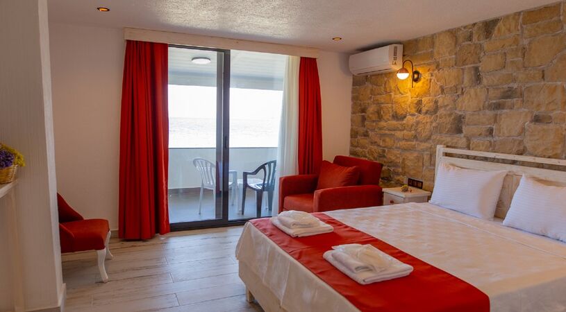 Neo Beach Cunda Hotel