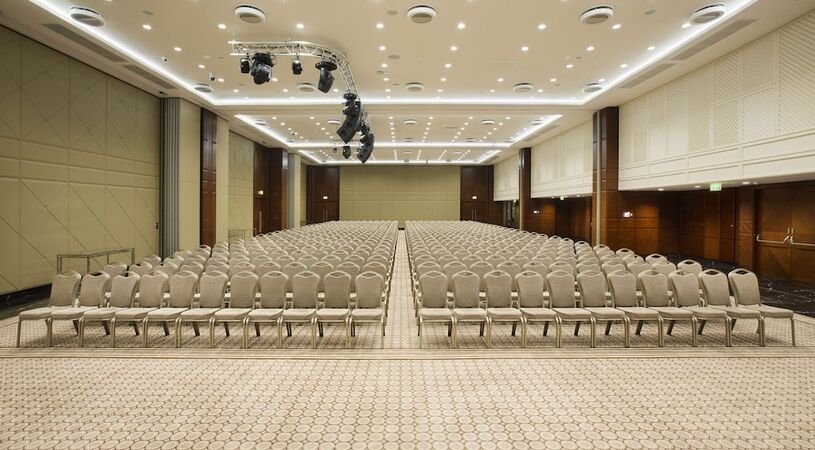 DoubleTree by Hilton Istanbul Avcilar