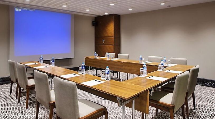 DoubleTree by Hilton Istanbul Avcilar