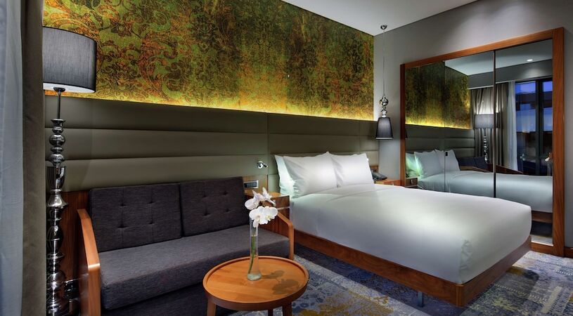 DoubleTree by Hilton Hotel Istanbul - Piyalepasa