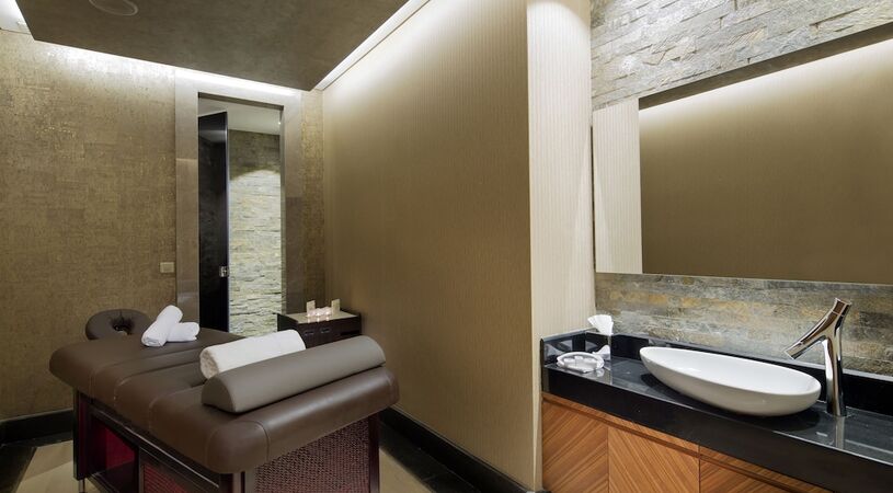 DoubleTree by Hilton Hotel Istanbul - Piyalepasa