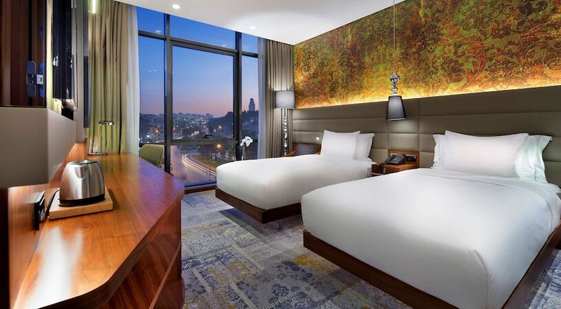 DoubleTree by Hilton Hotel Istanbul - Piyalepasa