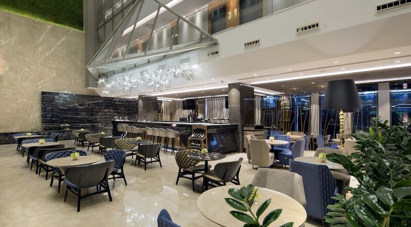 DoubleTree by Hilton Hotel Istanbul - Piyalepasa