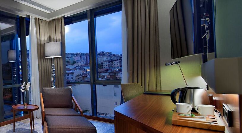 DoubleTree by Hilton Hotel Istanbul - Piyalepasa