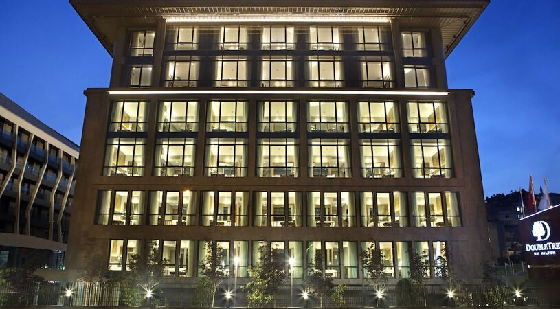 DoubleTree by Hilton Hotel Istanbul - Piyalepasa