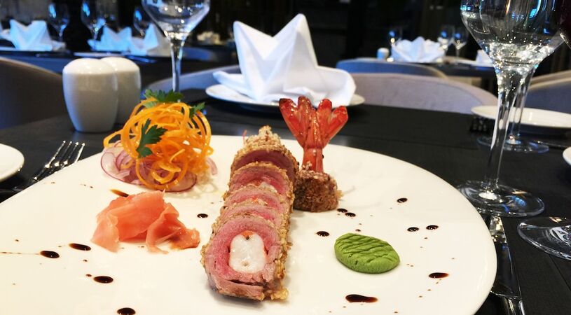 DoubleTree by Hilton Hotel Istanbul - Piyalepasa