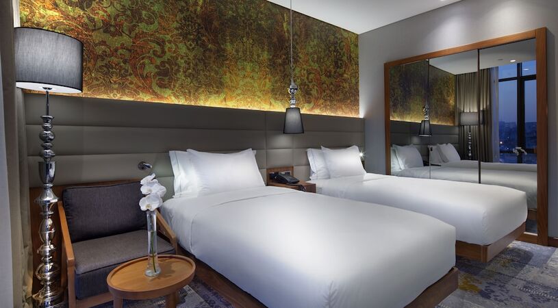 DoubleTree by Hilton Hotel Istanbul - Piyalepasa