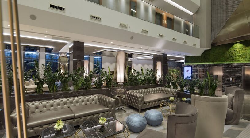 DoubleTree by Hilton Hotel Istanbul - Piyalepasa