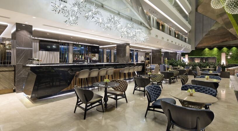 DoubleTree by Hilton Hotel Istanbul - Piyalepasa