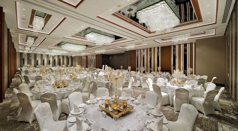 DoubleTree by Hilton Hotel Istanbul - Piyalepasa