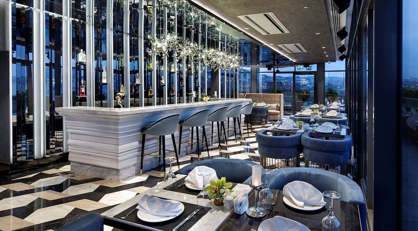 DoubleTree by Hilton Hotel Istanbul - Piyalepasa