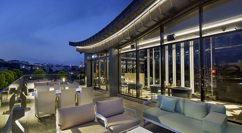 DoubleTree by Hilton Hotel Istanbul - Piyalepasa