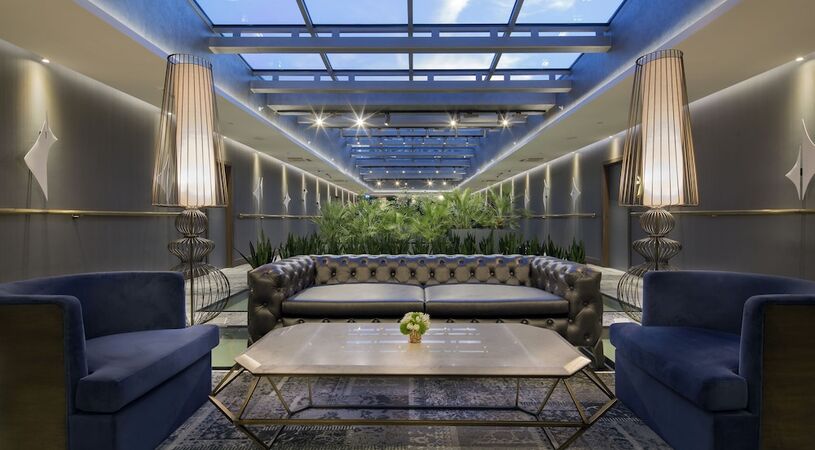DoubleTree by Hilton Hotel Istanbul - Piyalepasa