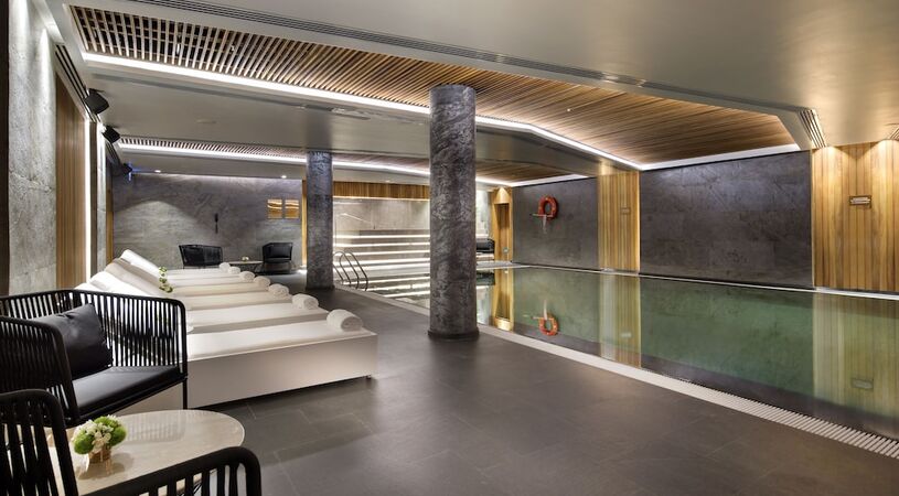 DoubleTree by Hilton Hotel Istanbul - Piyalepasa