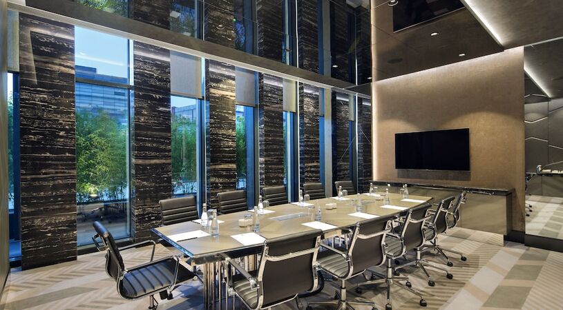 DoubleTree by Hilton Hotel Istanbul - Piyalepasa