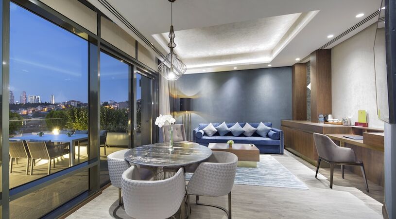 DoubleTree by Hilton Hotel Istanbul - Piyalepasa