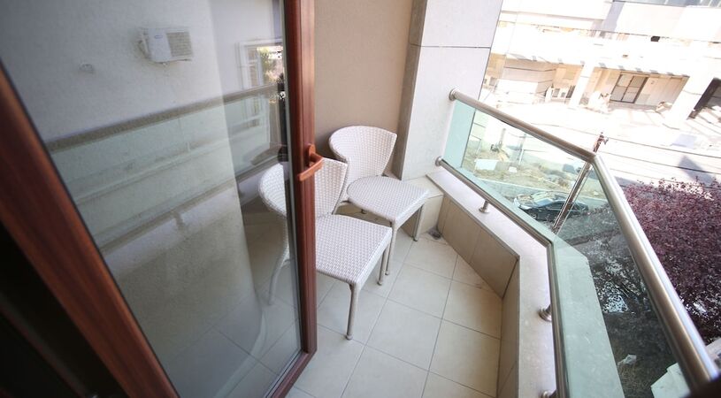 Grand Nora Hotel