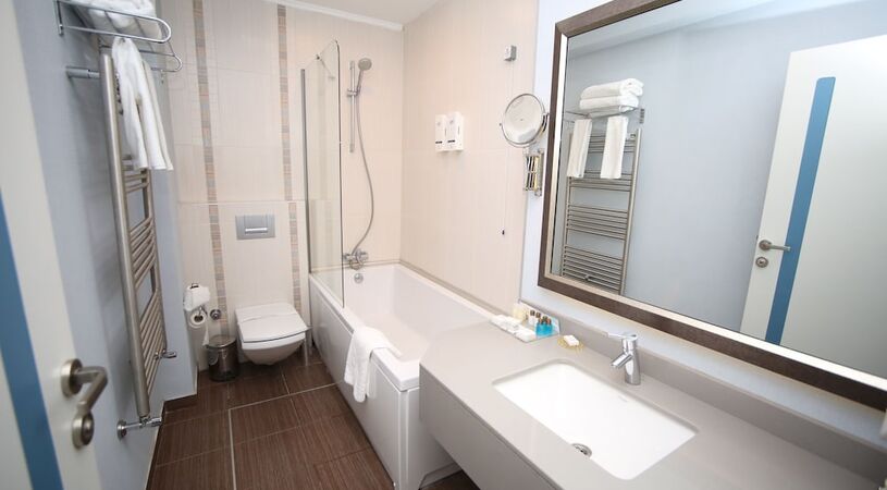 Grand Nora Hotel