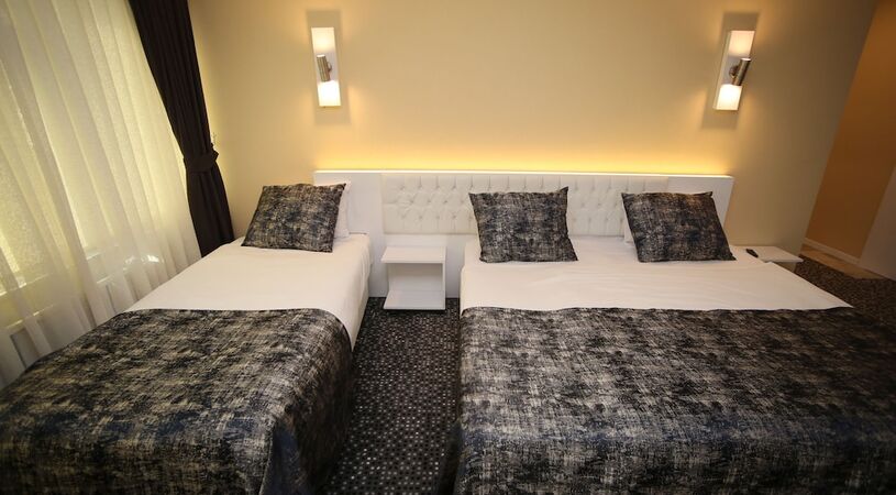 Grand Nora Hotel