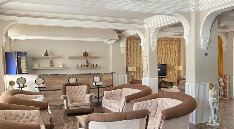 Kuş Adası Medos Beach Hotel