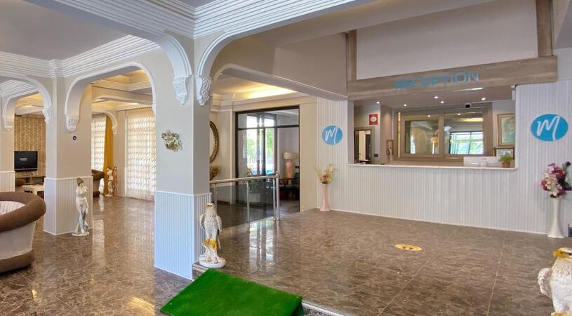 Kuş Adası Medos Beach Hotel