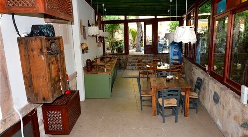 Cunda Zehra Teyzenin Evi