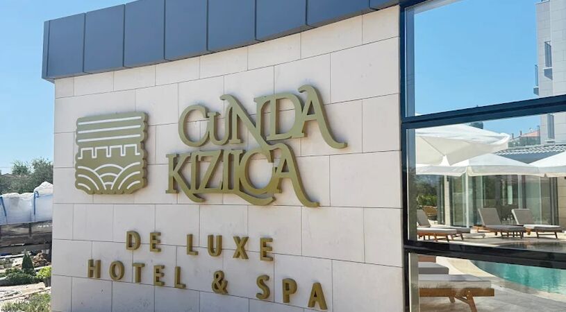 Cunda Kızılca  De Luxe Hotel & Spa