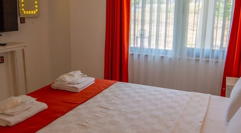 Neo Beach Cunda Hotel