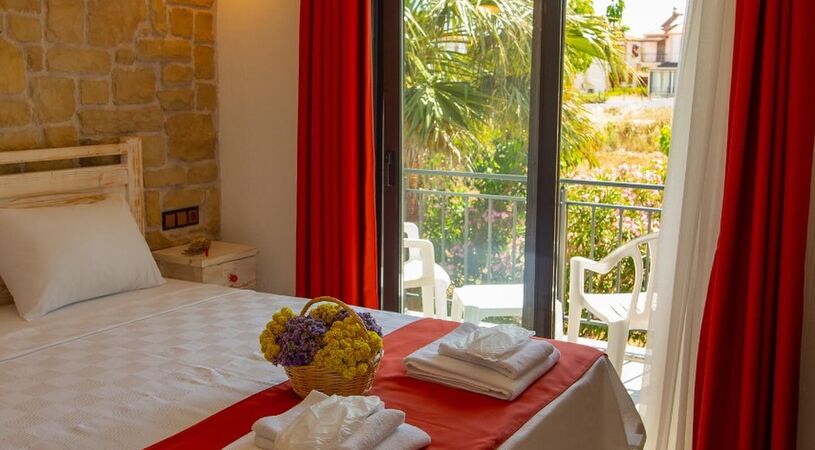 Neo Beach Cunda Hotel