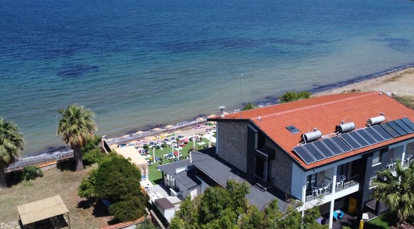 Neo Beach Cunda Hotel