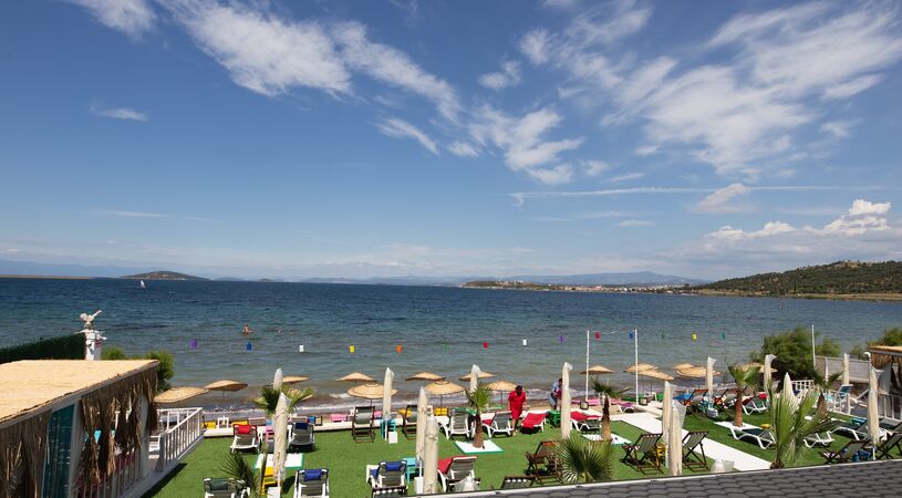Neo Beach Cunda Hotel