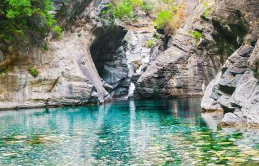 Lopera Beach Konaklamalı Kazdağları Jeep Safari Ayvalık Asssos Turu