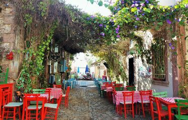 Hafta sonu Assos Ayvalık Cunda Adası Sarımsaklı Plajları Turu Güre Termal Elit Paket