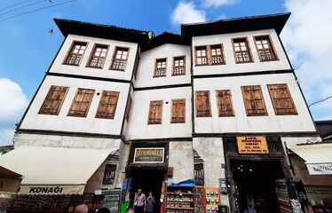 The Si̇gn Esentepe Otel Konaklamalı Haftasonu Safranbolu Yörükköy  Abant Gölcük Gölü Turu